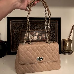 E.R Relour: Almond quilted bag
